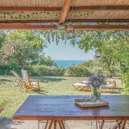 Holiday home Altana Nisporto